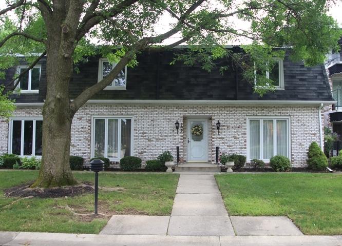 4501 Wheeling Avenue - Photo 1