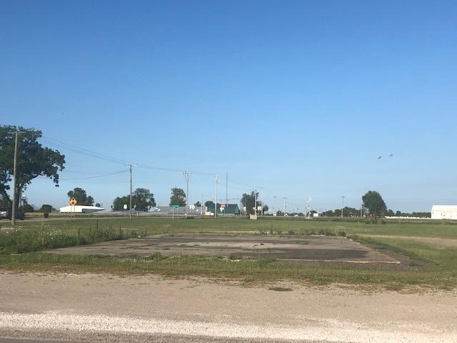 215 Old 41 Highway - Photo 1