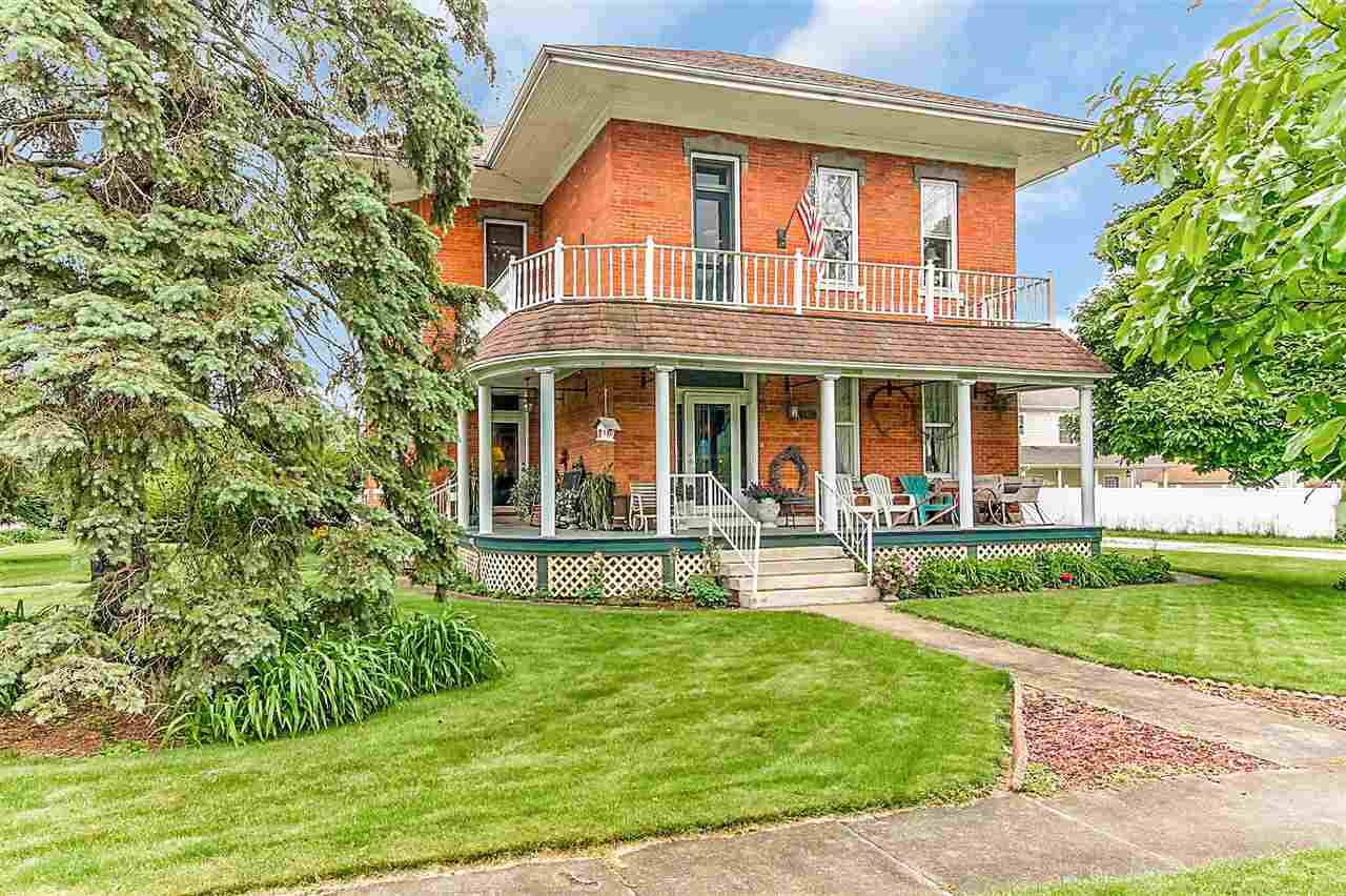 402 Cullen Street - Photo 1