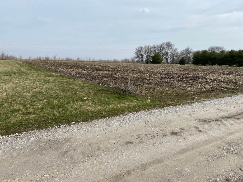 8705 750 W Road - Photo 1