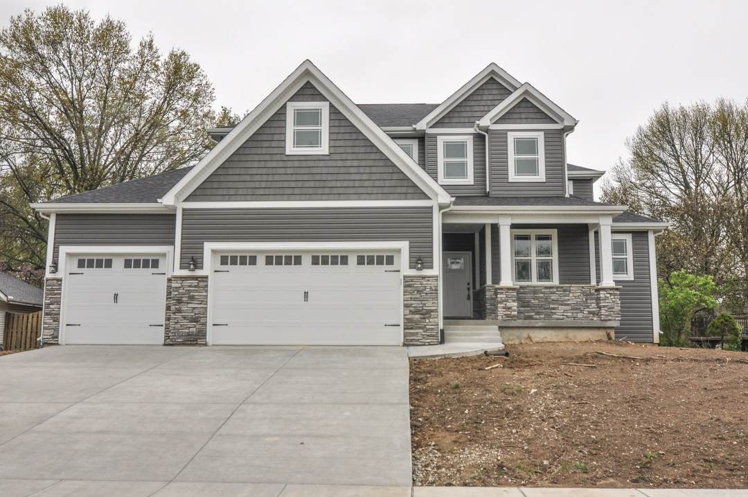 523 Park Ridge Drive - Photo 1