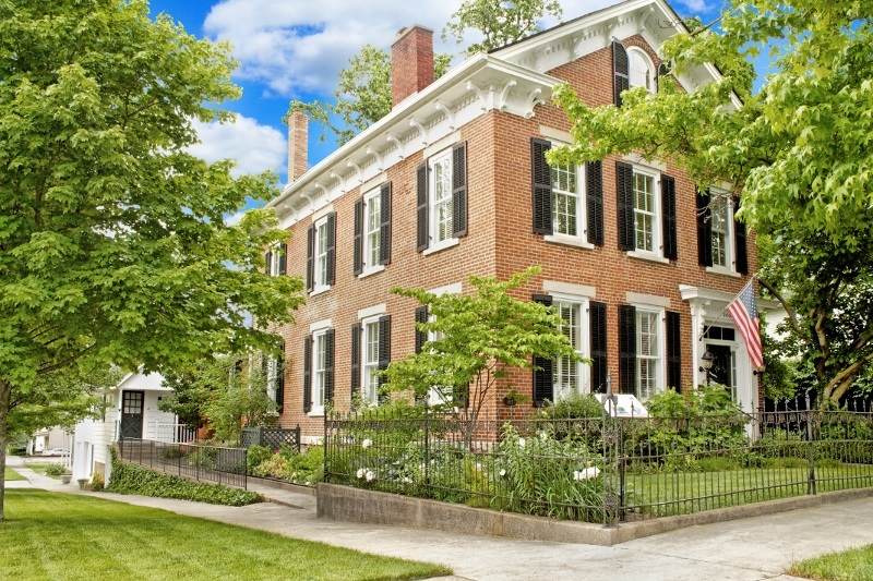 203 Monroe Street - Photo 1