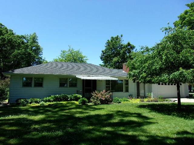 1006 Shady Lane - Photo 1