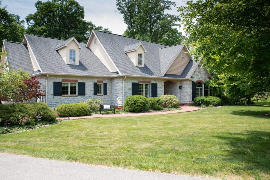 3684 Sterling Avenue - Photo 1