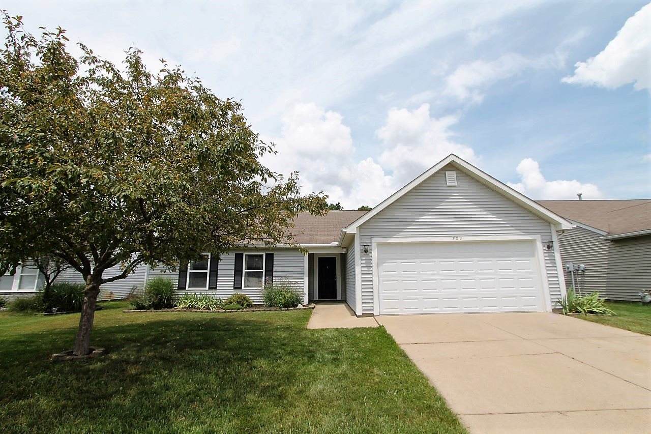 702 Braxton Drive North - Photo 1