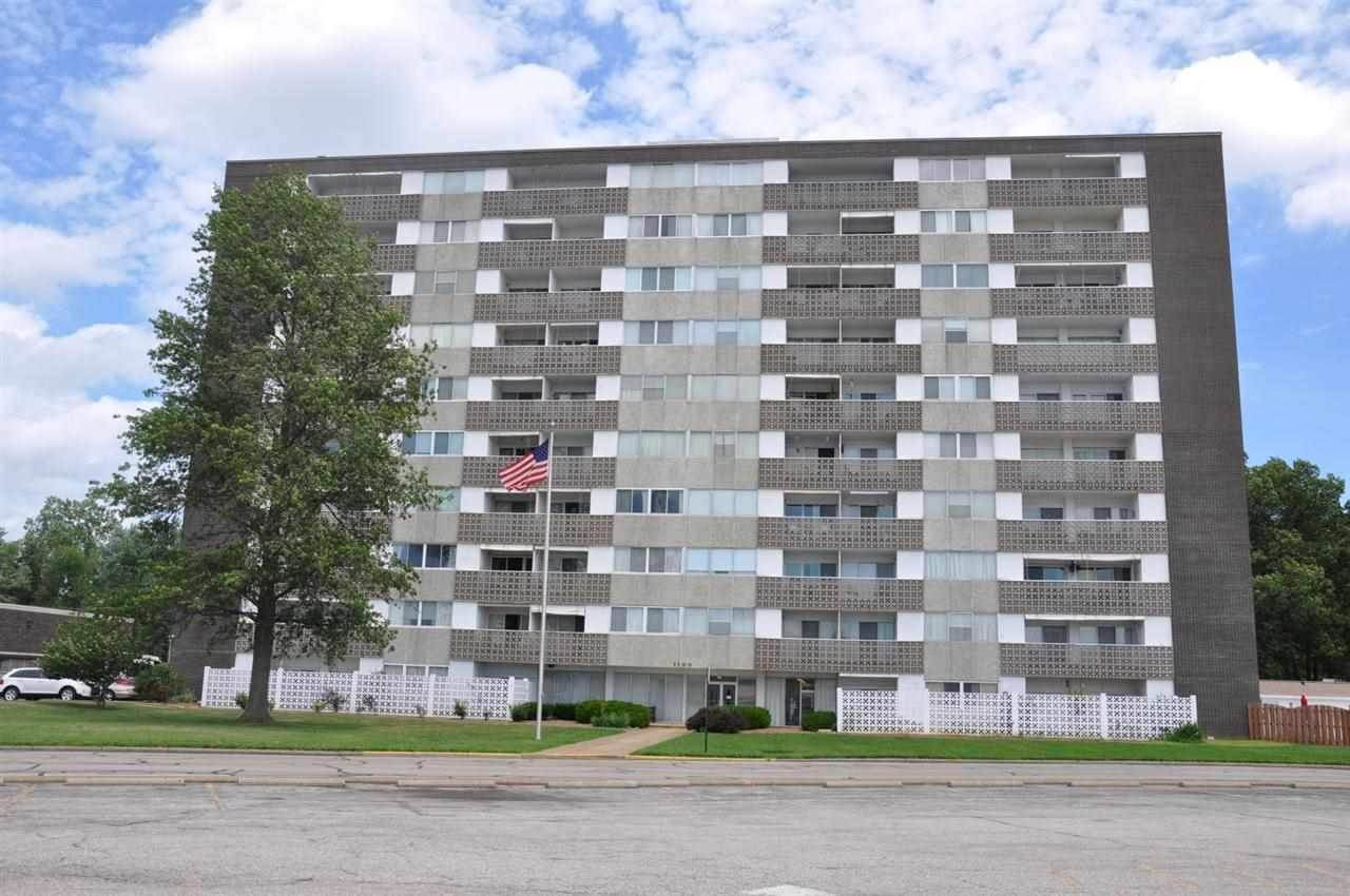 1100 Erie Avenue - Photo 1