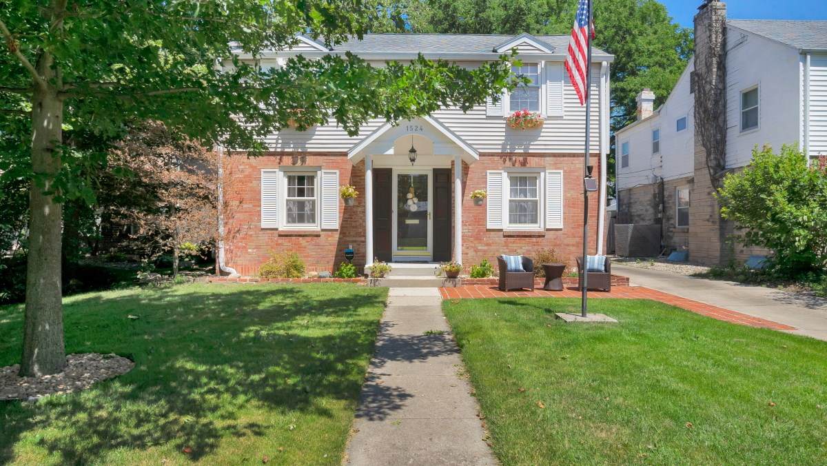 1524 Mulberry Street - Photo 1