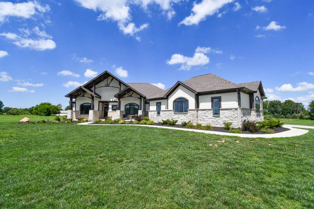 6520 Ironclad Way - Photo 1