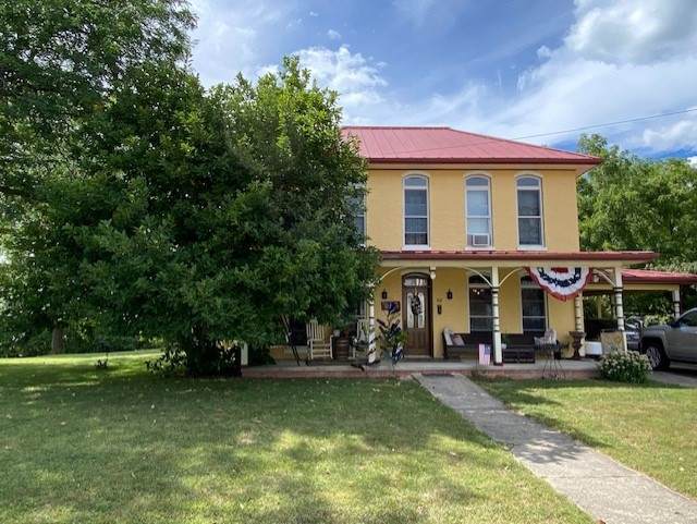 101 Maple Street - Photo 1