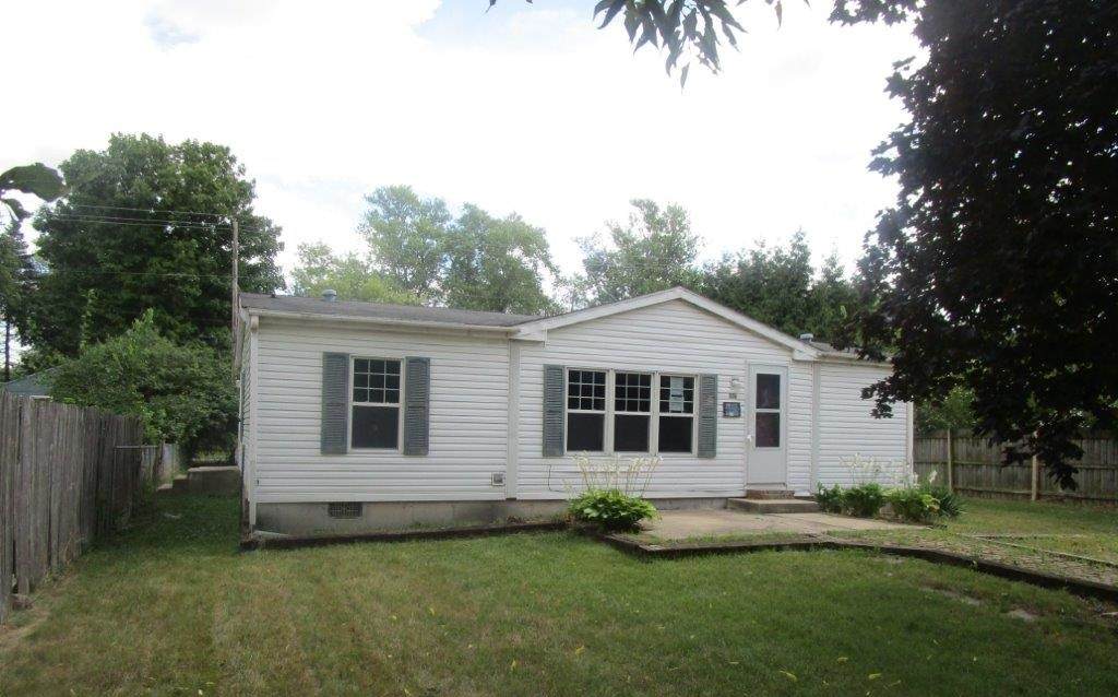 508 Riverside Boulevard - Photo 1