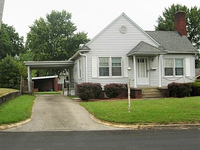 1160 Vincennes Street - Photo 1