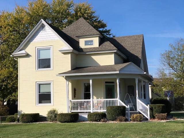 203 Brooks Street - Photo 1