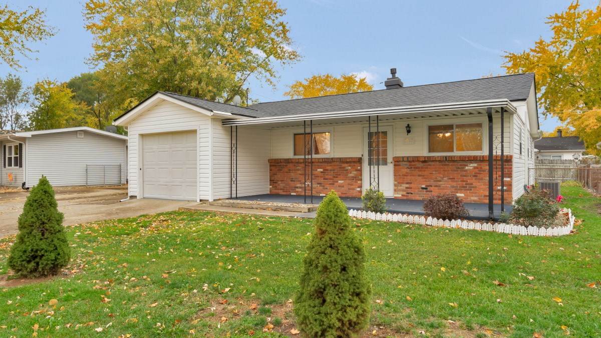 5915 Waubesa Way - Photo 1