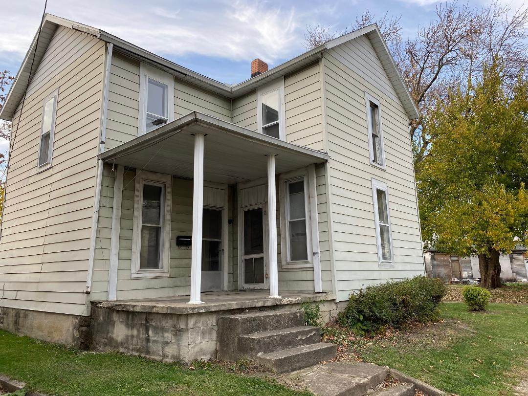 518 First - Photo 1