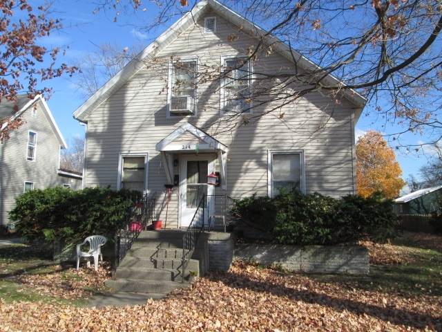 214 8th Street - Photo 1