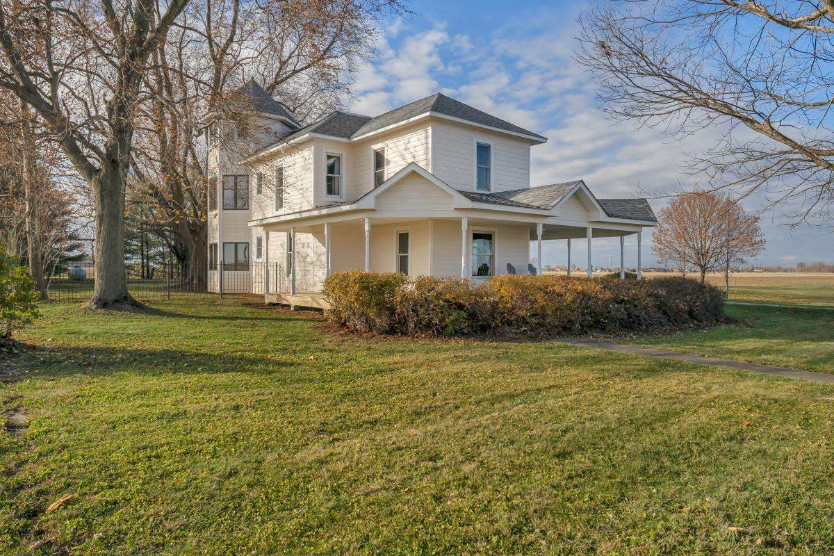 2487 850 East - Photo 1