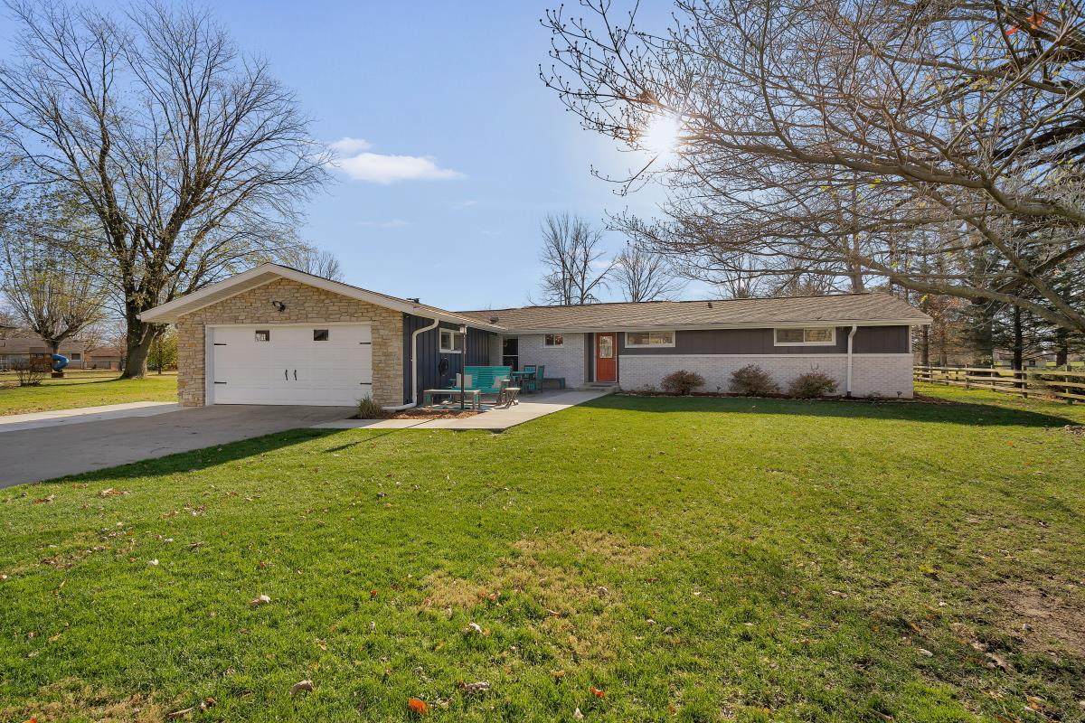 2305 Maple Street - Photo 1