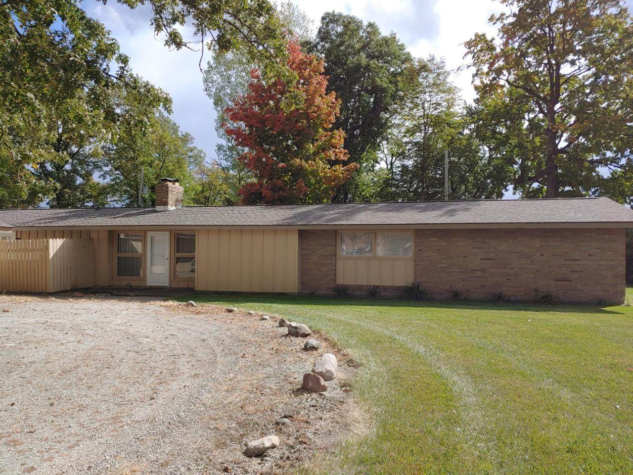 217 Washington Center Road - Photo 1