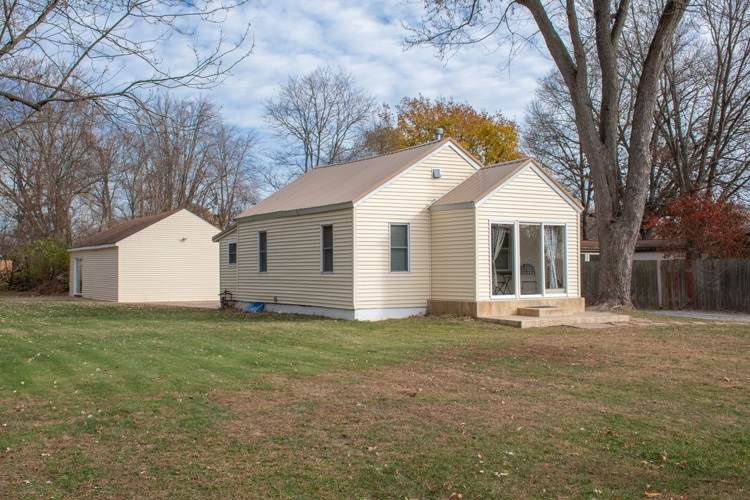 3613 Charles Street - Photo 1