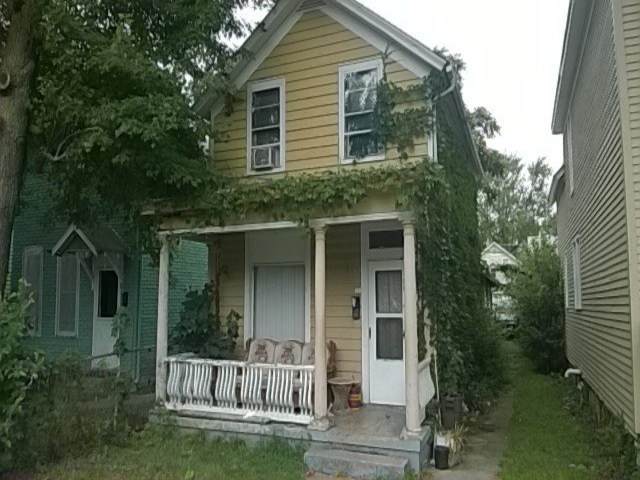 824 Lavina Street - Photo 1