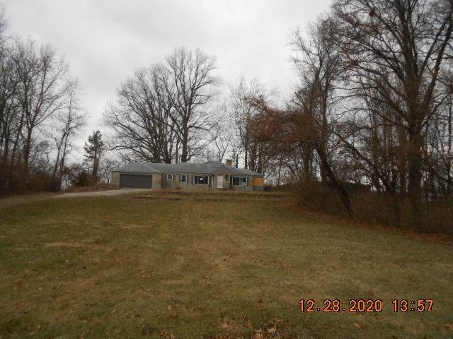 3232 Sandhill Drive - Photo 1