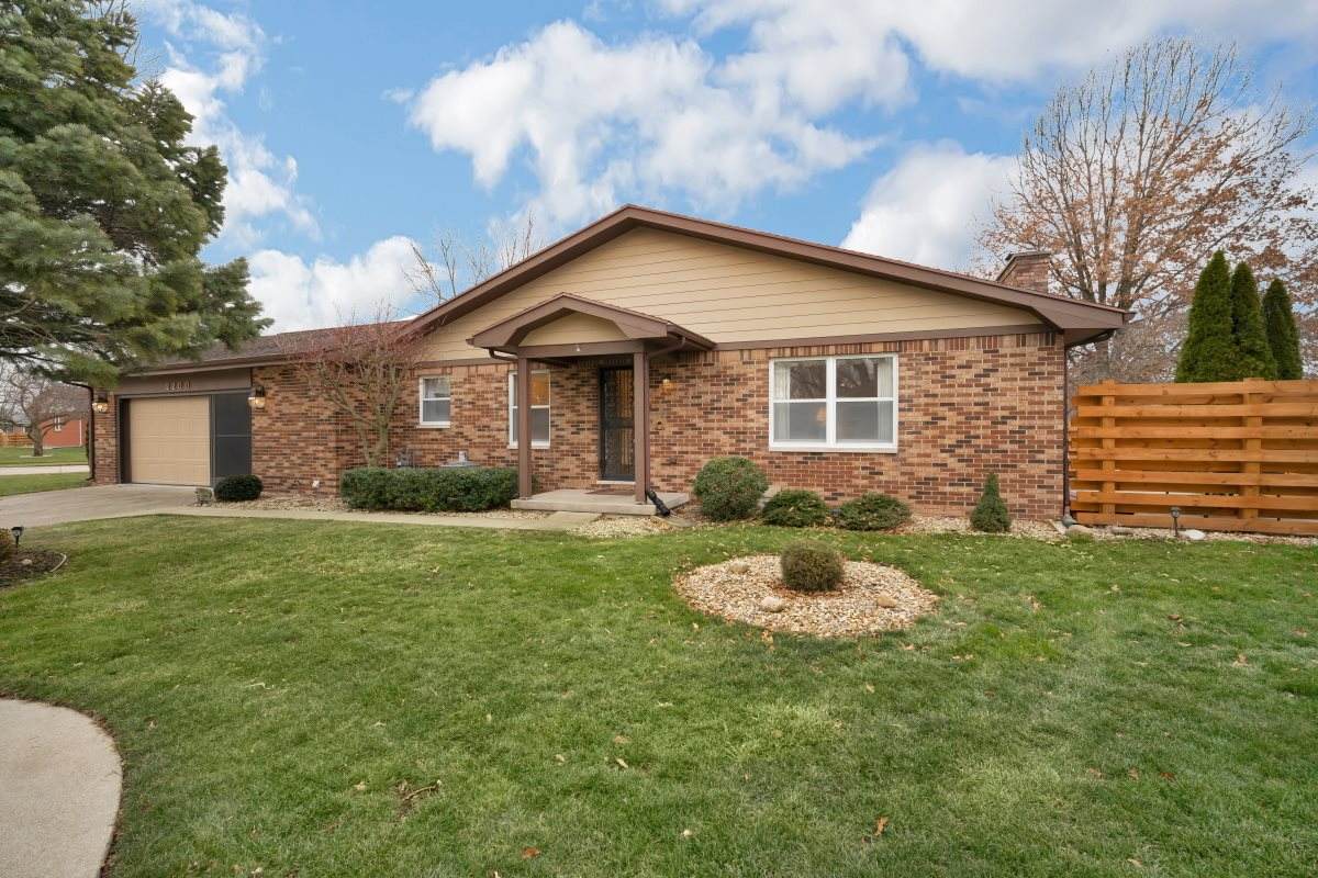 2200 Executive Court - Photo 1