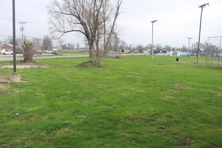 927 Walnut Street - Photo 1