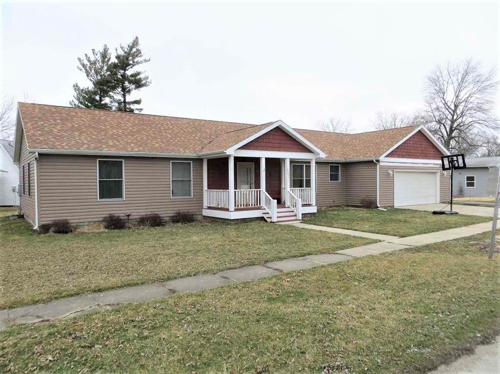 9302 White Street - Photo 1