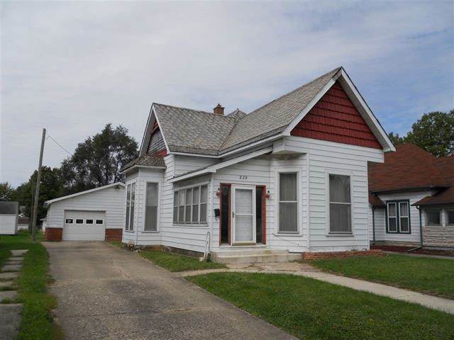 829 Washington Street - Photo 1