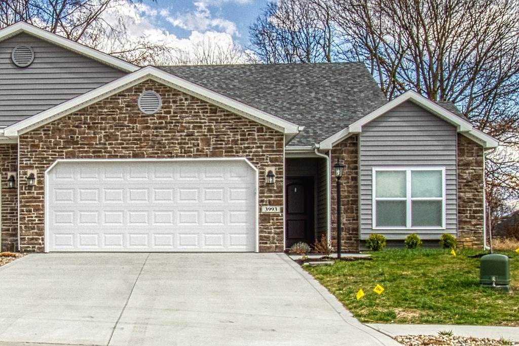 3993 Gussie Court - Photo 1
