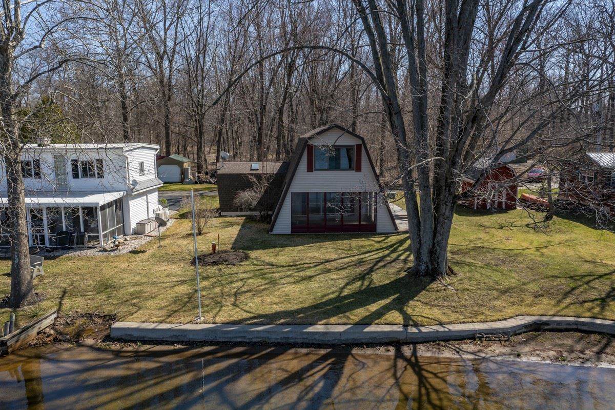 1540 Lane 110 West Otter Lk - Photo 1