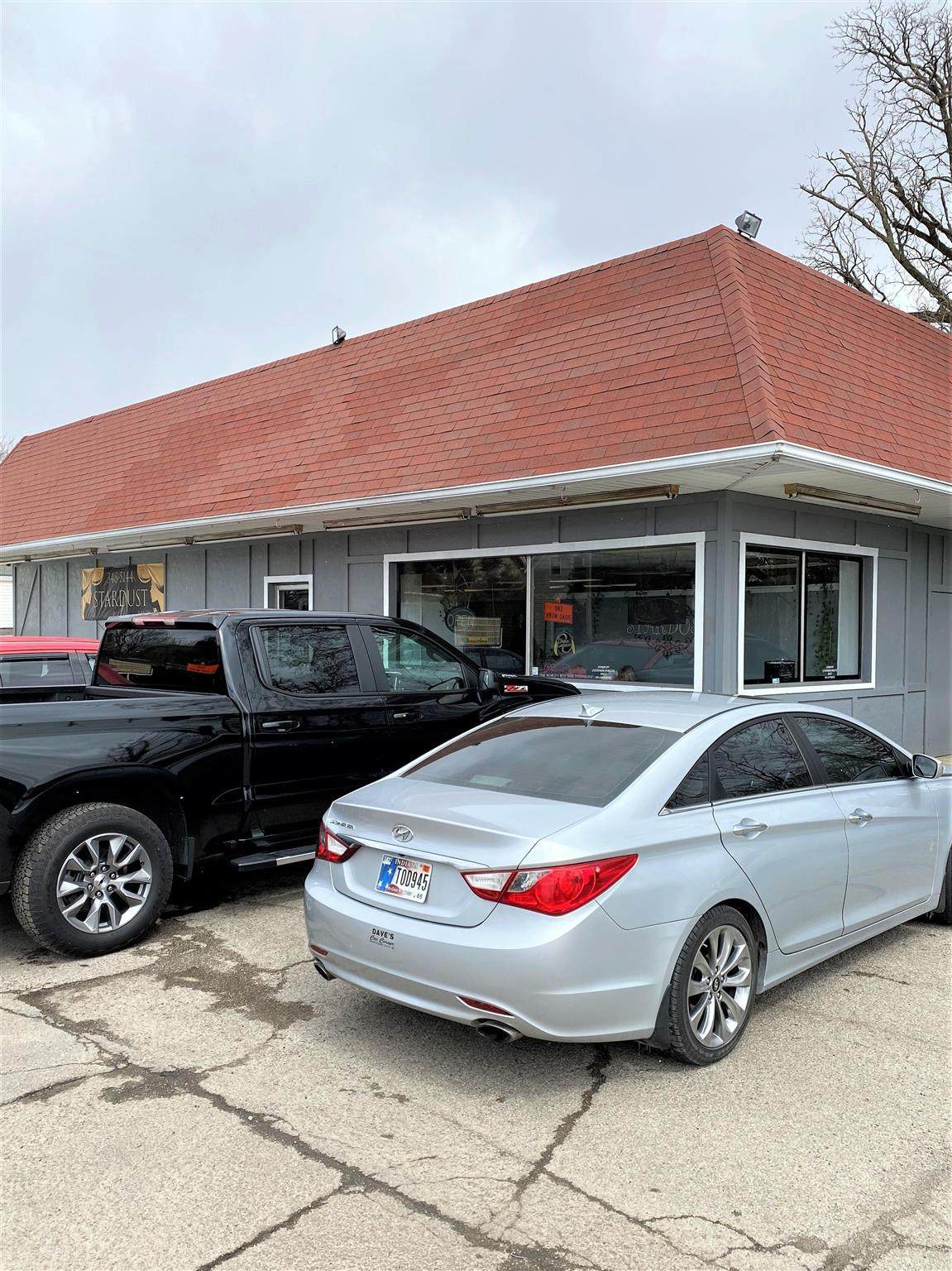 400 Walnut Street - Photo 1