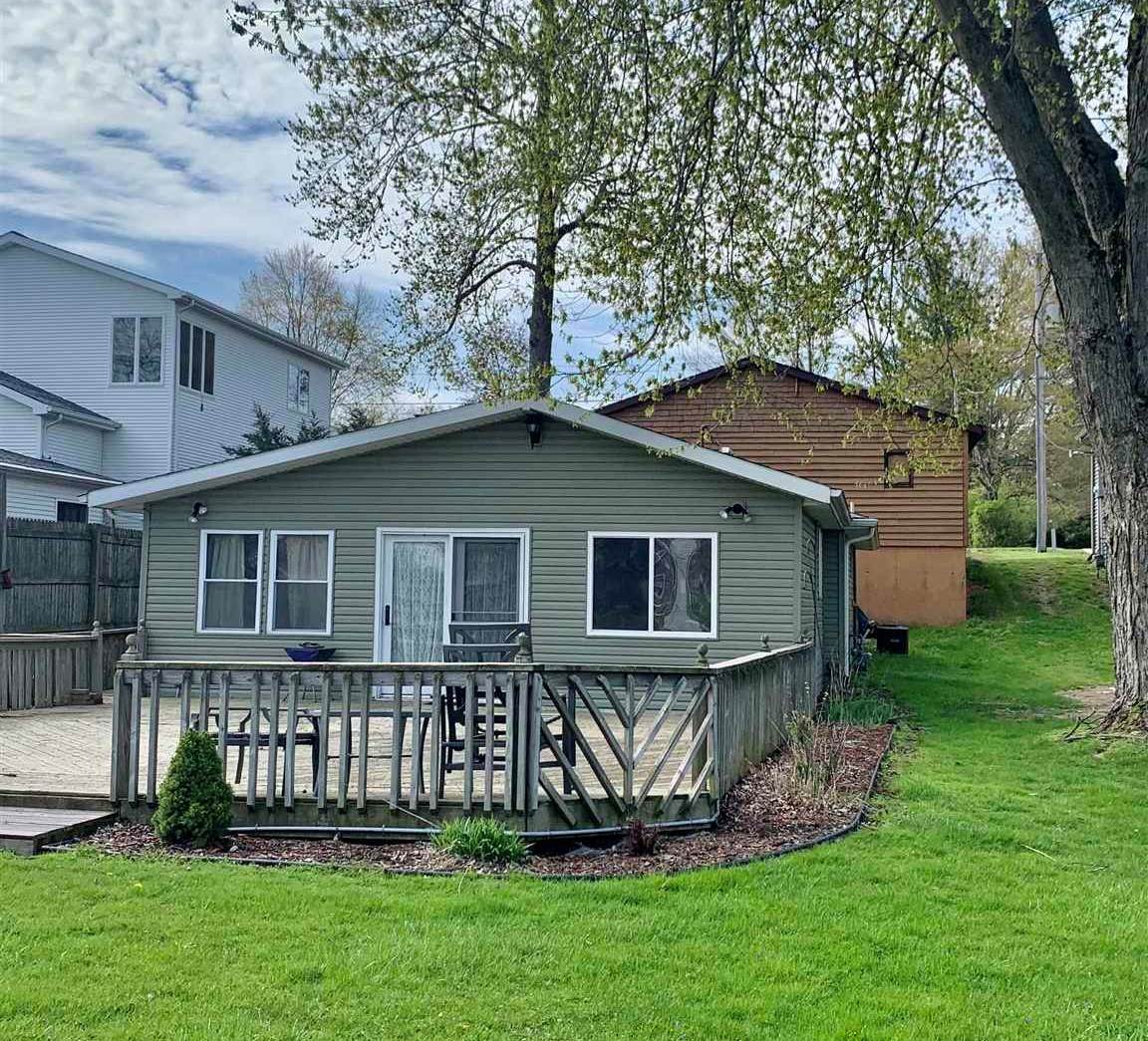 1717 Chapman Lake Drive - Photo 1