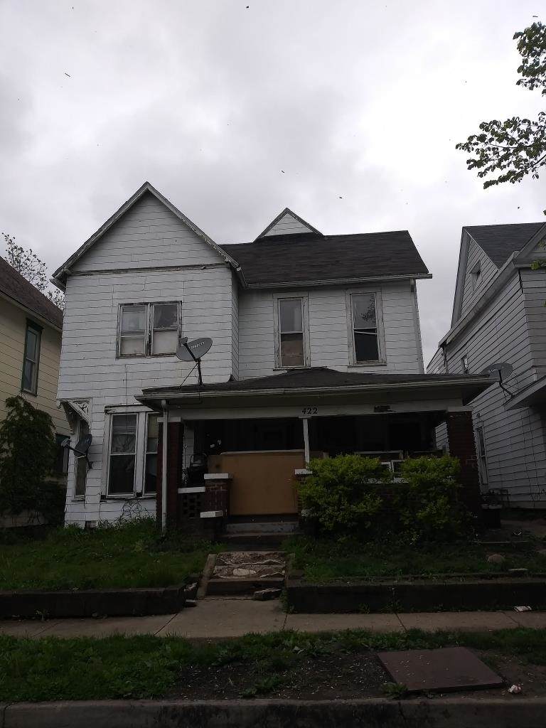 422 Howard Street - Photo 1