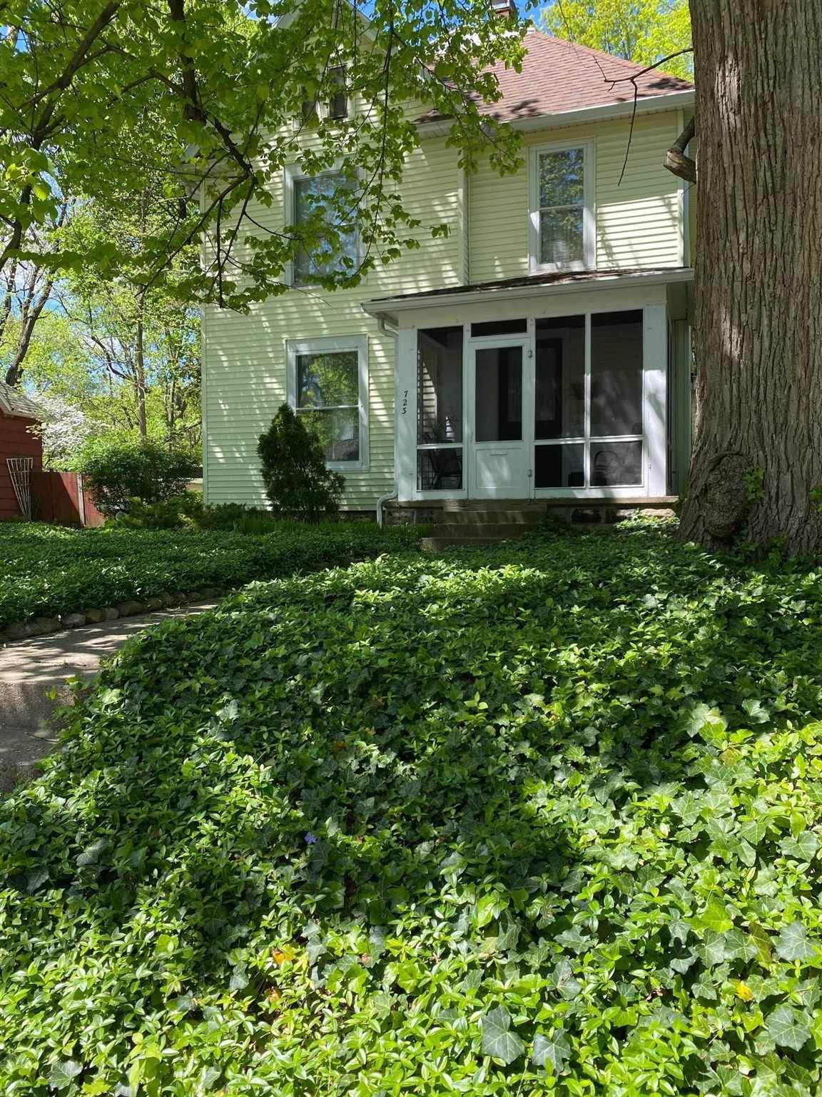 723 Salisbury Street - Photo 1