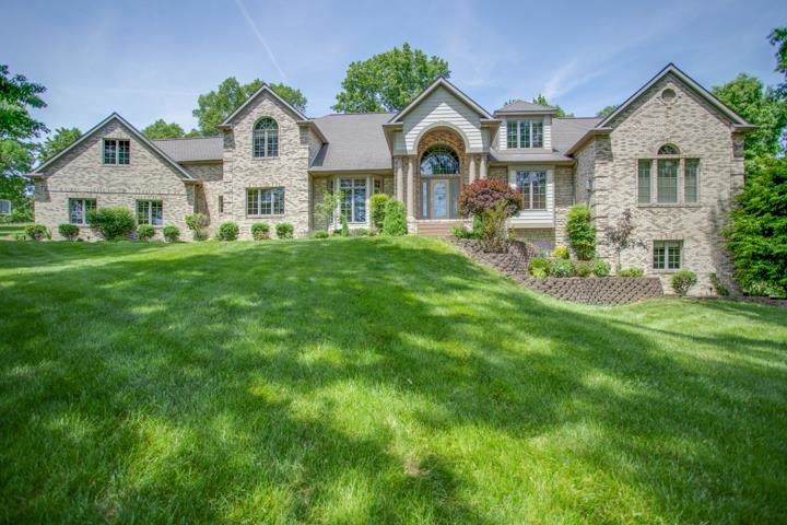 380 Tinsel Circle - Photo 1