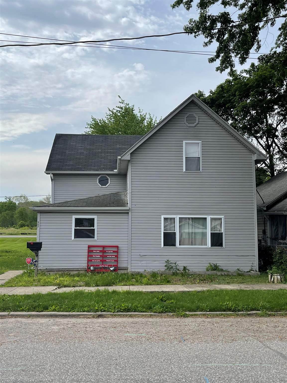 557 2nd Street - Photo 1