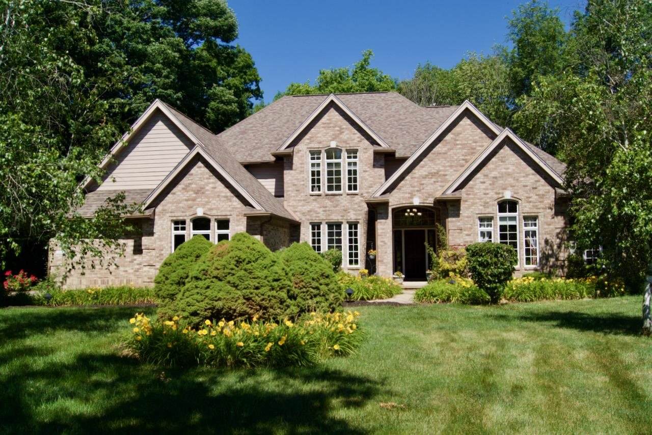 1150 Kingswood S Road - Photo 1
