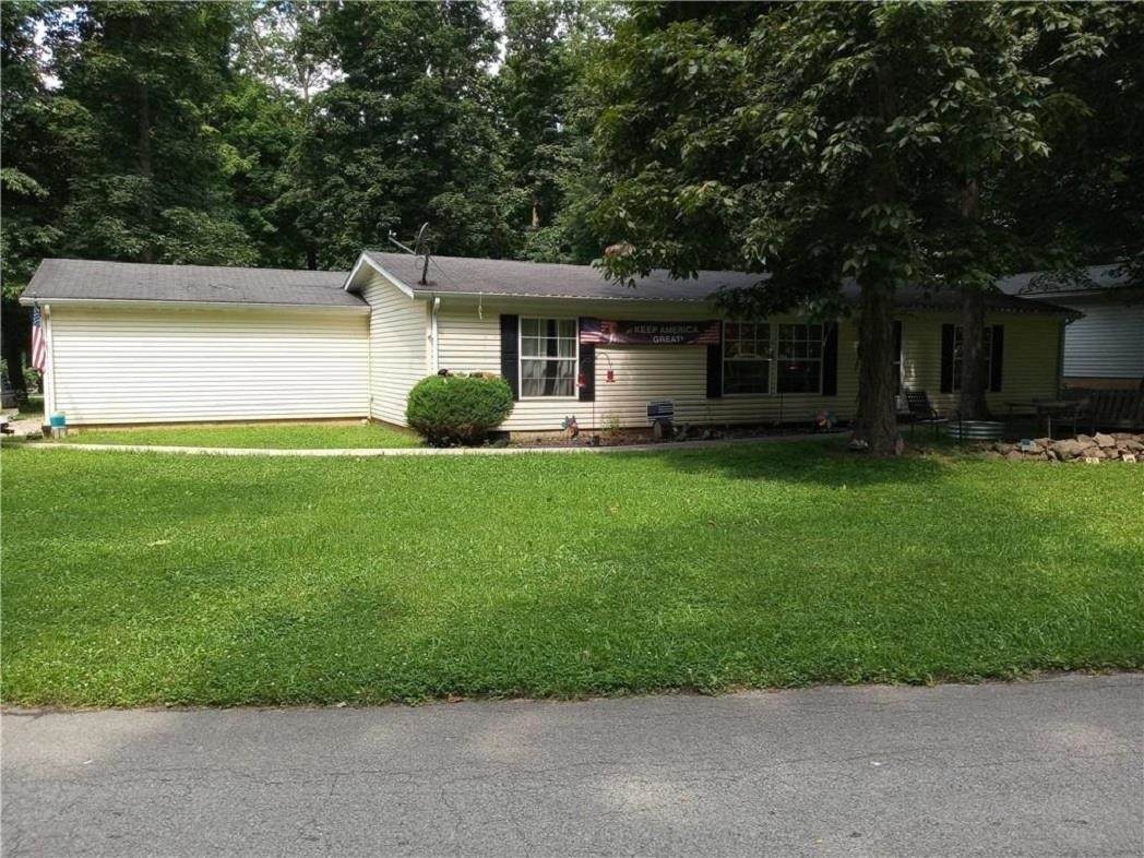 180 Lazy River Court - Photo 1