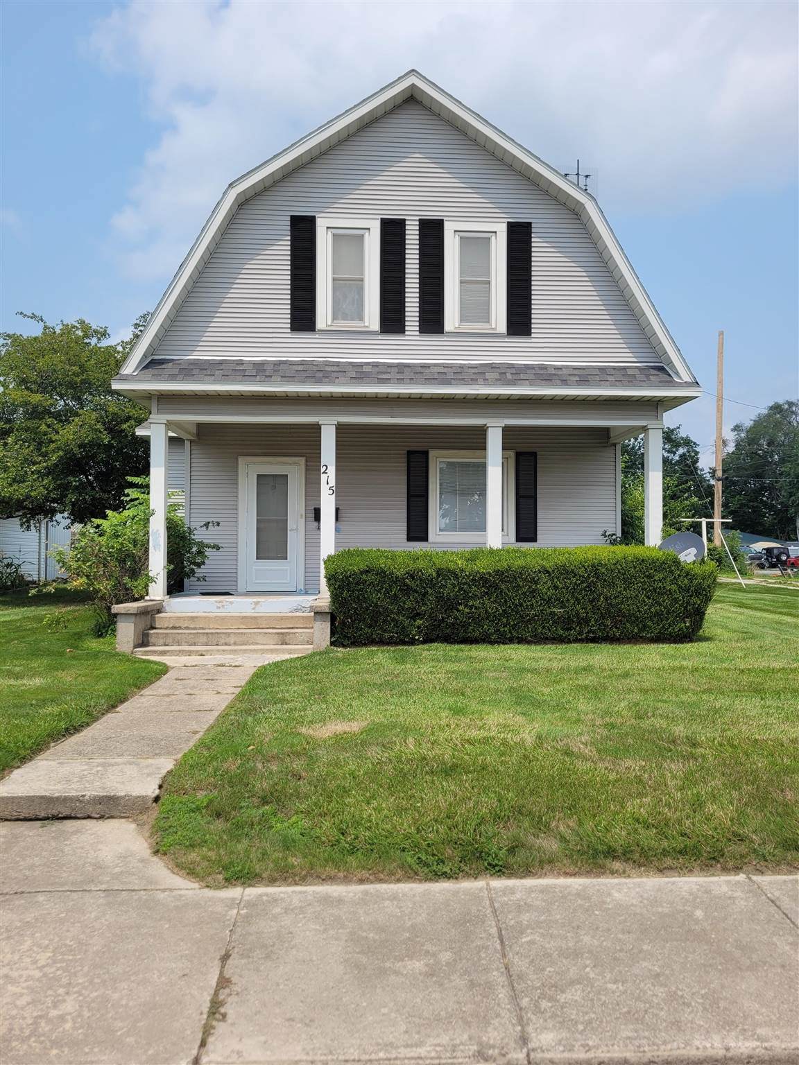 215 Monroe Street - Photo 1