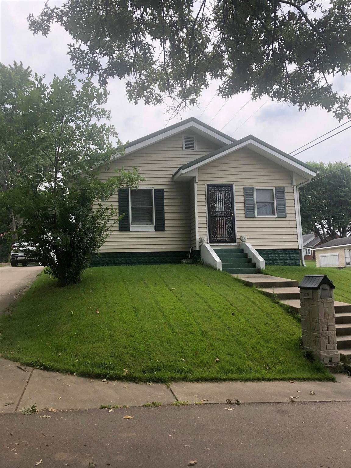 1102 Miami Street - Photo 1