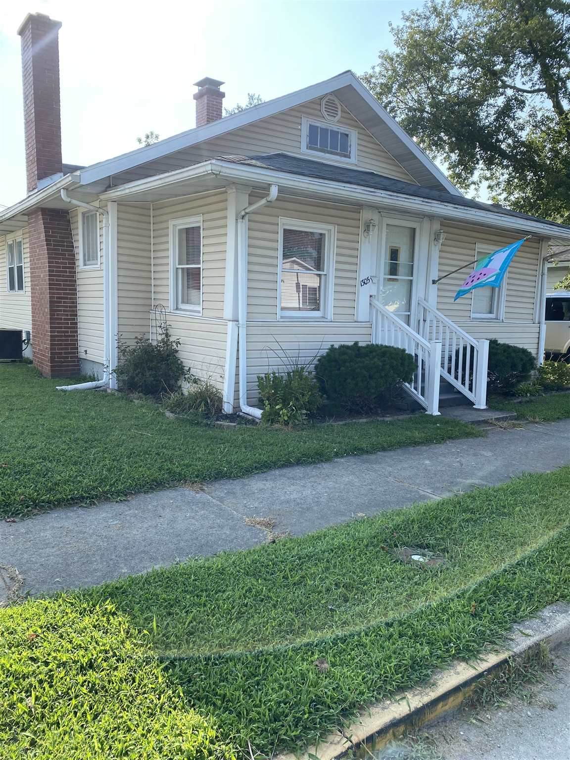 1305 St Clair Street - Photo 1