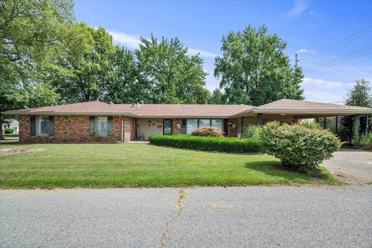 523 Bohleber Drive - Photo 1