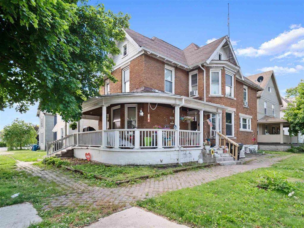 748 Byron Street - Photo 1