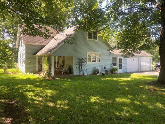 3825 Old Road 30 - Photo 1