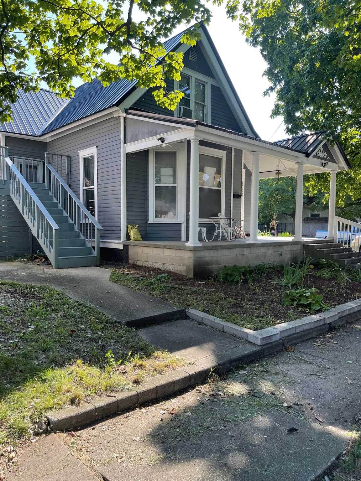 1012 Perry St. - Photo 1