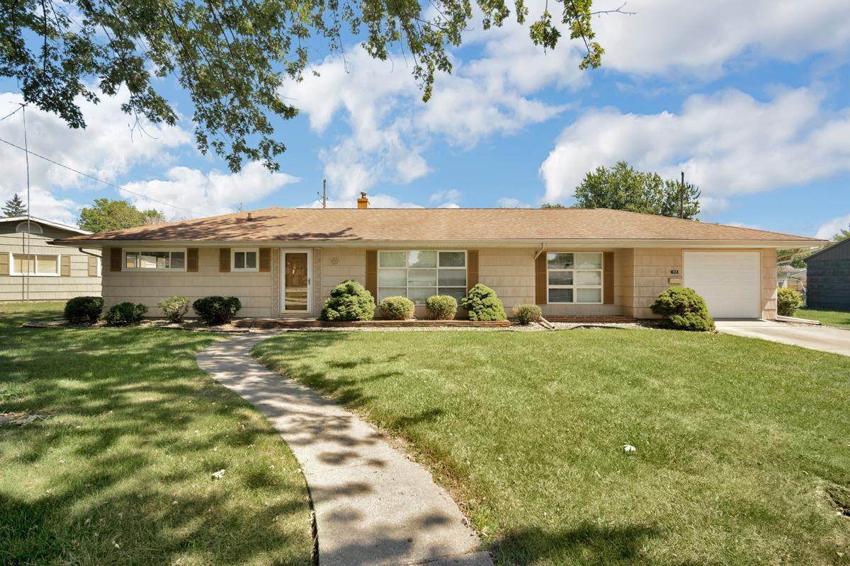 318 Lody Lane - Photo 1