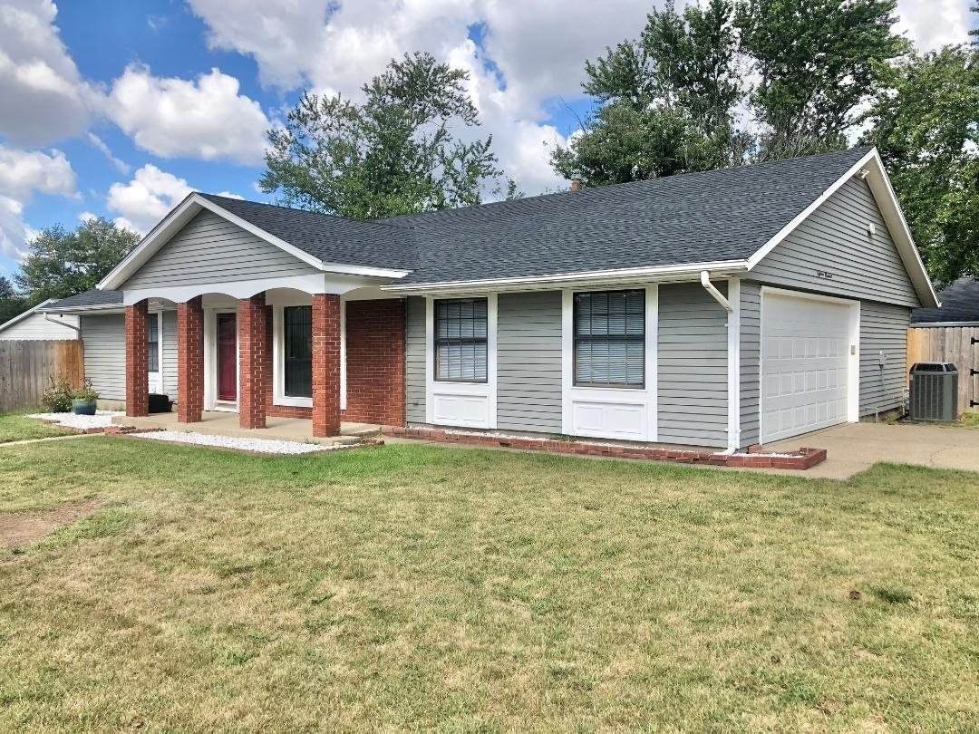 1800 Arcadia Drive - Photo 1