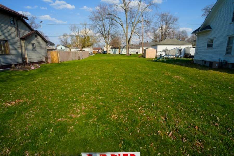 767 Elliott Street - Photo 1