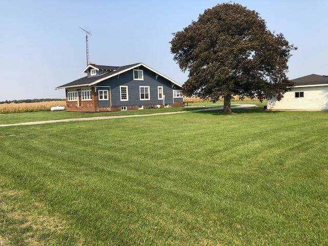 9006 700 W Road - Photo 1